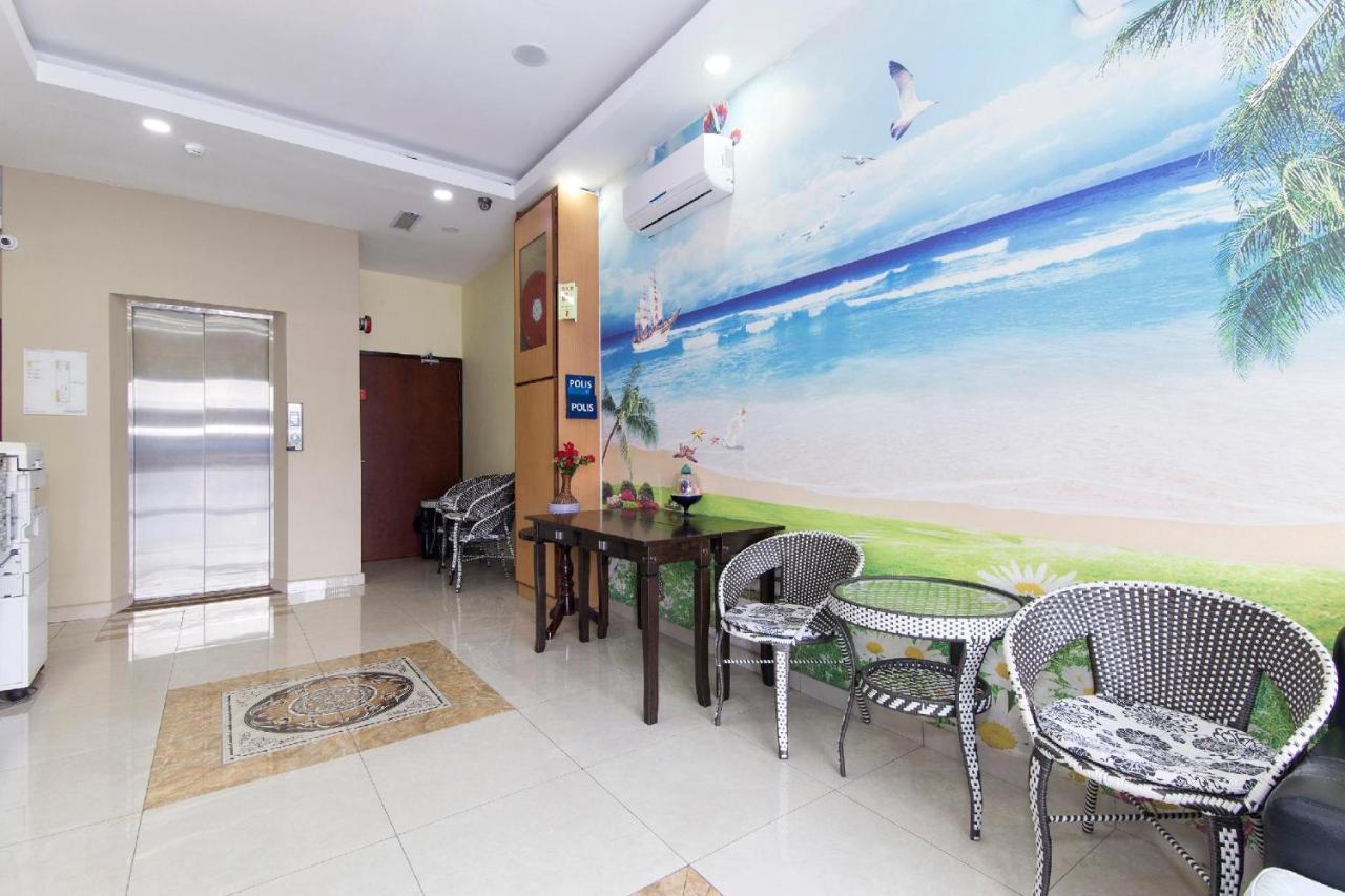 Raja Bot Hotel